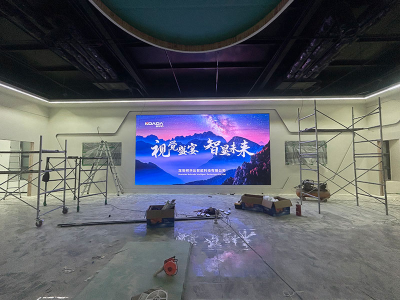 云南省昭通市昭通東站中鐵十局有限公司應(yīng)用柯華達(dá)P2室內(nèi)全彩LED顯示屏