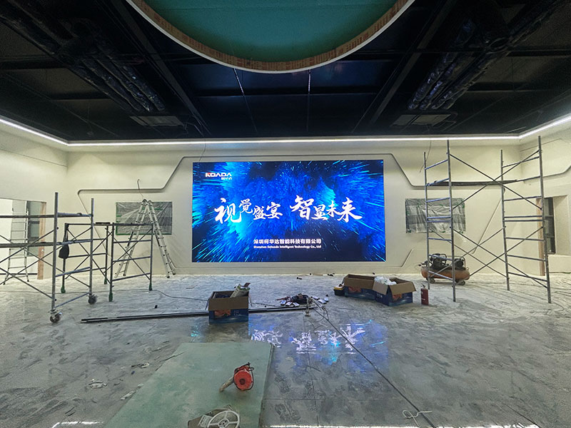 云南省昭通市昭通東站中鐵十局有限公司應(yīng)用柯華達(dá)P2室內(nèi)全彩LED顯示屏